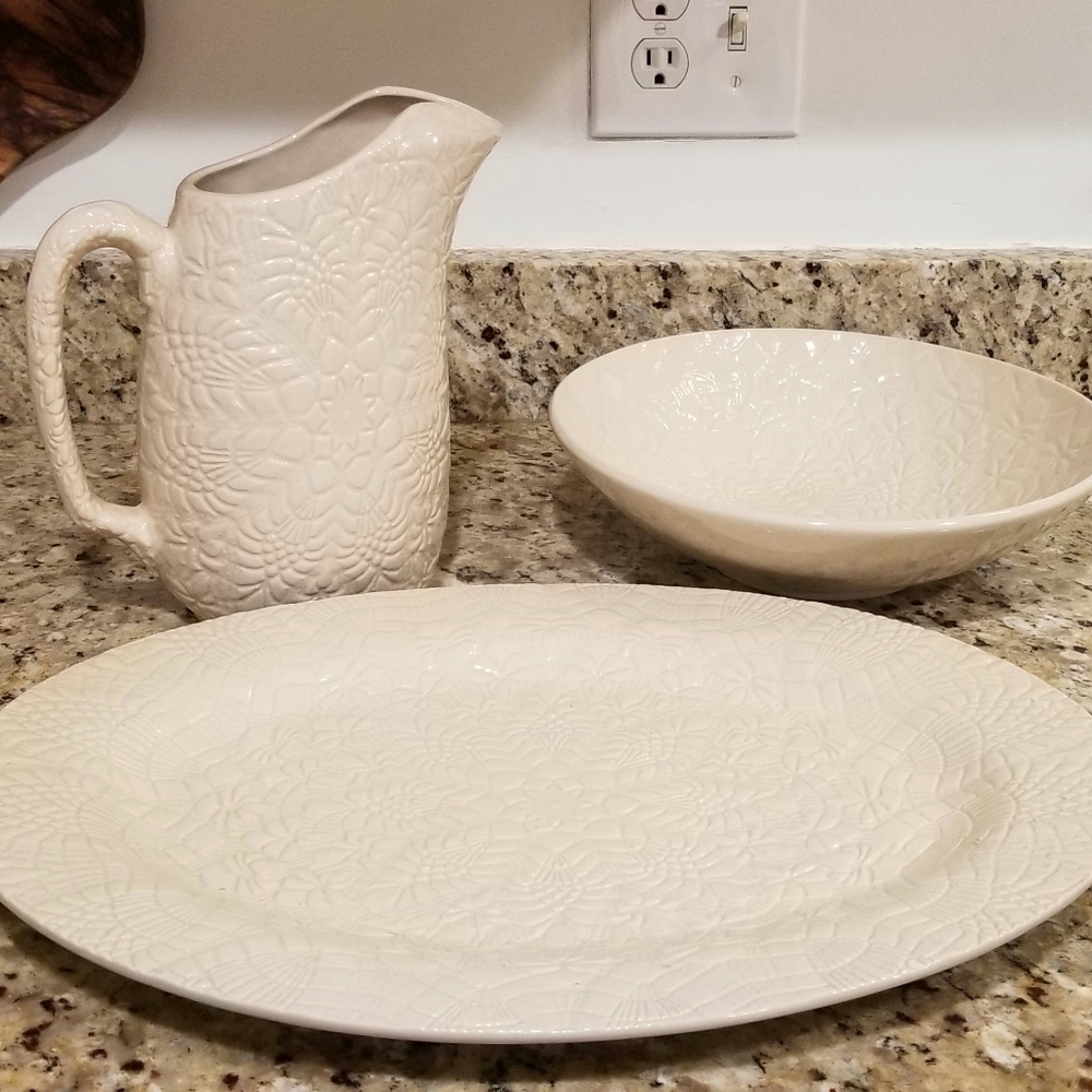 Beaver Farm Pottery Serving tray, bowl & pitcher.